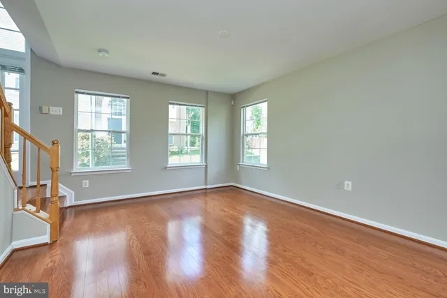 $3,200 | 4100 Fountainside Lane, Fairfax, VA 22030