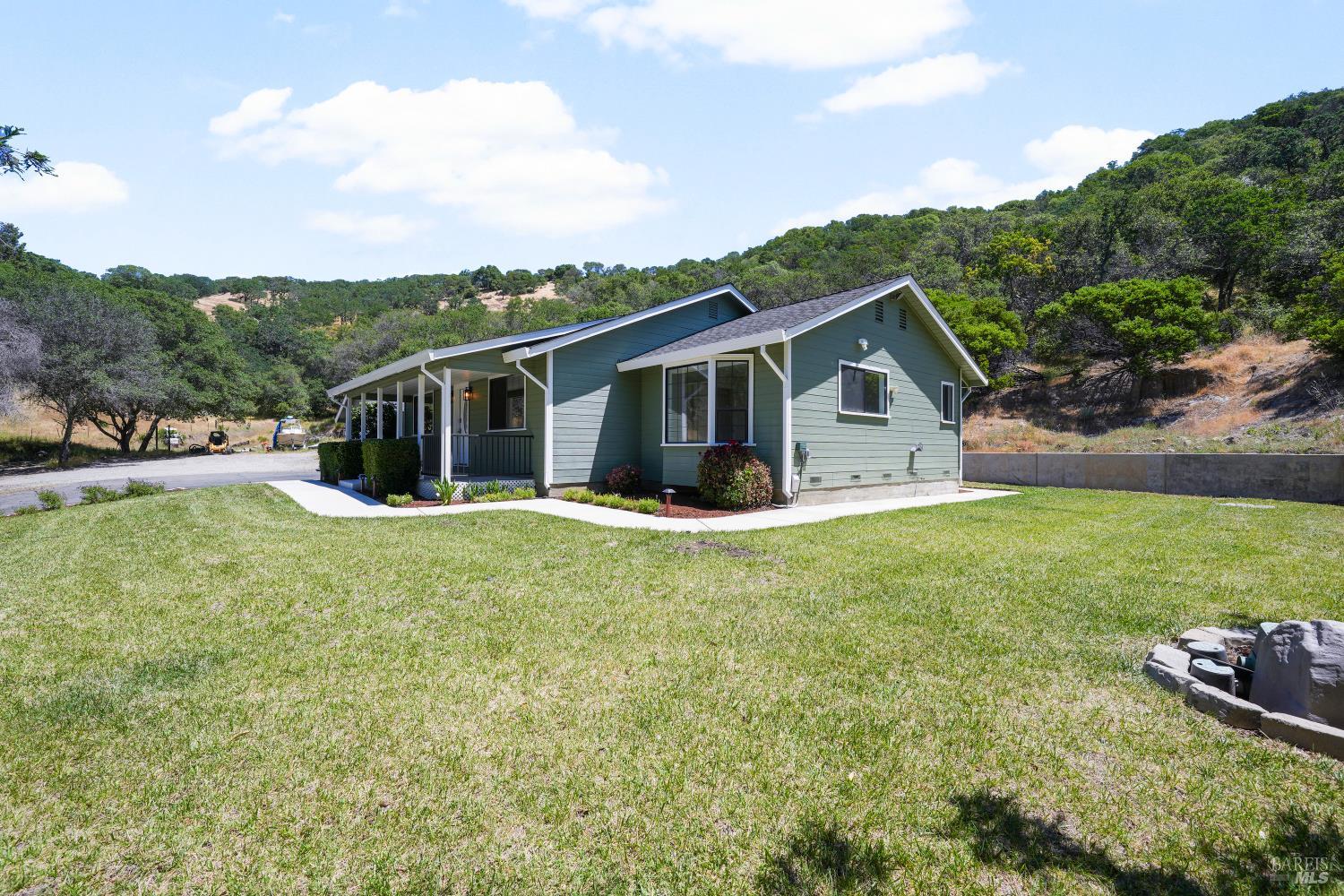 2129 Rockville Road Fairfield, CA 94534 - Photo 40 of 59 a view of a house with a backyard