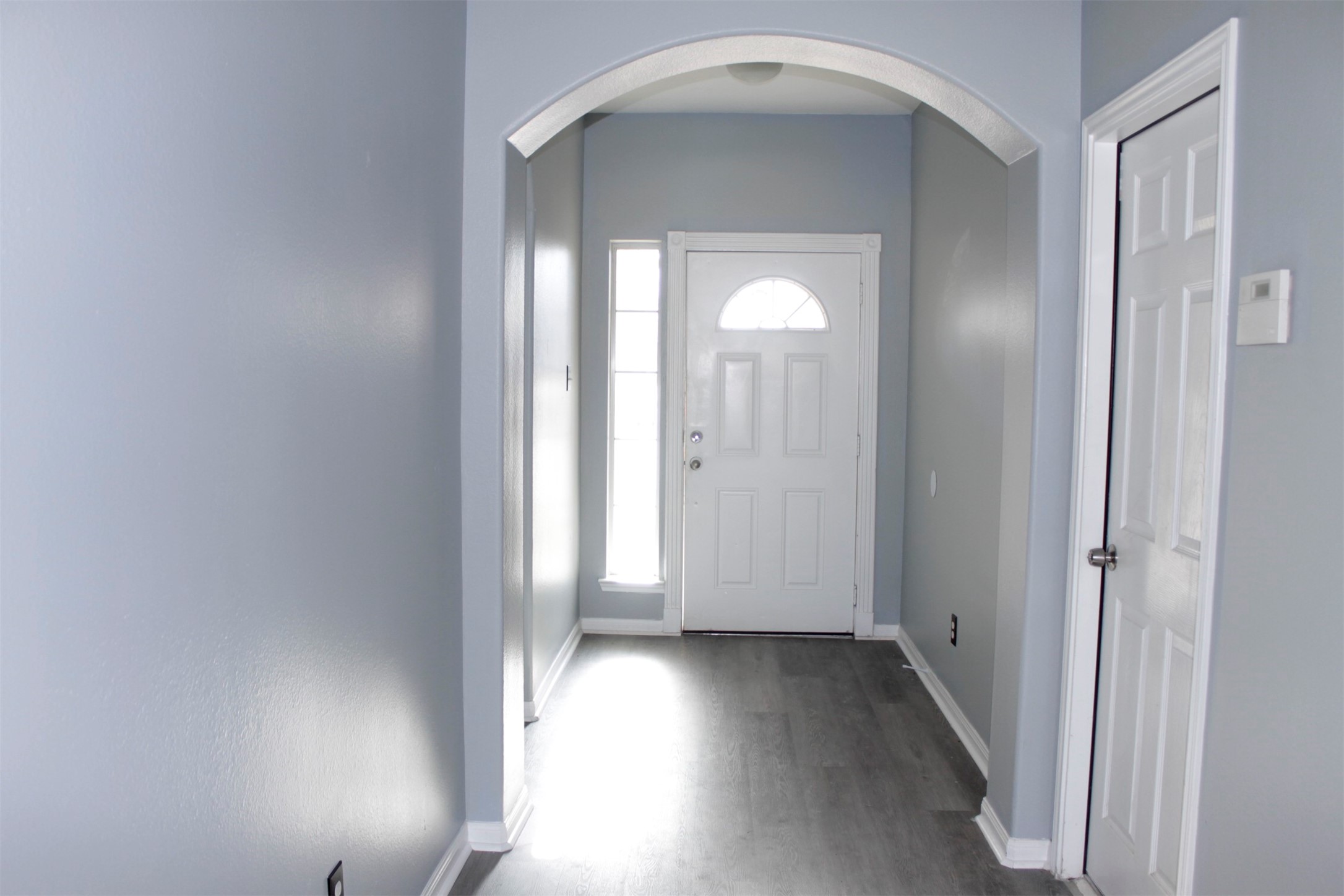 4031 Raspberry Court Dickinson, TX 77539 - Photo 4 of 24 a view of a room with window