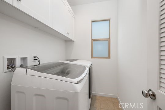 165 Frame Irvine, CA 92618 - Photo 37 of 37 a utility room with dryer and washer
