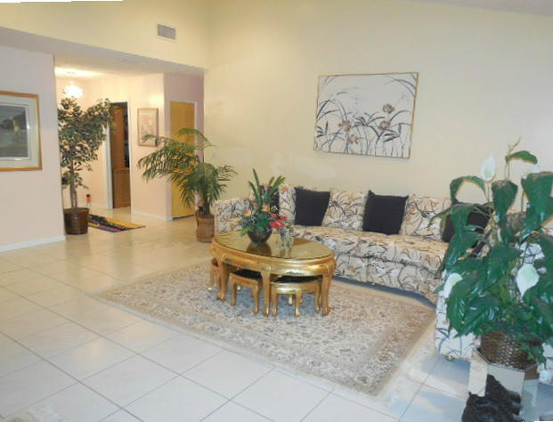 18070 102nd Way South Boca Raton, FL 33498 - Photo 8 of 24 Living Room