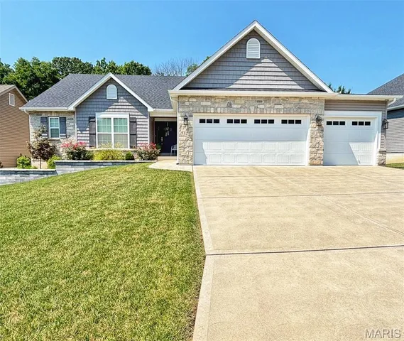 $595,000 | 5127 Greensfelder Valley Court, Eureka, MO 63025