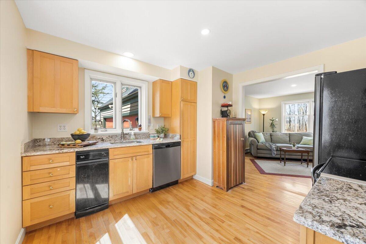 104 Winnocks Neck Road Scarborough, ME 04074 - Photo 14 of 37 13-104 Winnocks Neck-13