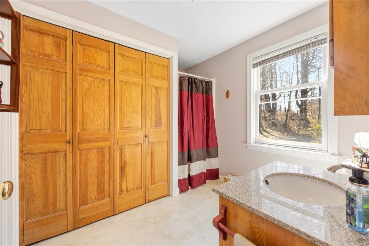 104 Winnocks Neck Road Scarborough, ME 04074 - Photo 17 of 37 16-104 Winnocks Neck-16