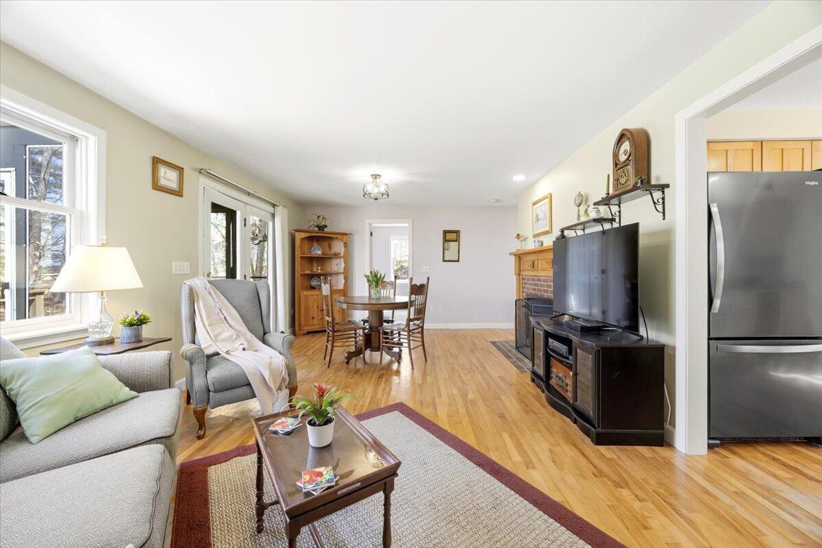 104 Winnocks Neck Road Scarborough, ME 04074 - Photo 9 of 37 08-104 Winnocks Neck-8