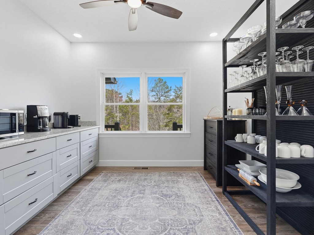 25 Walhala Trail Blue Ridge, GA 30513 - Photo 14 of 55 Butlers Pantry