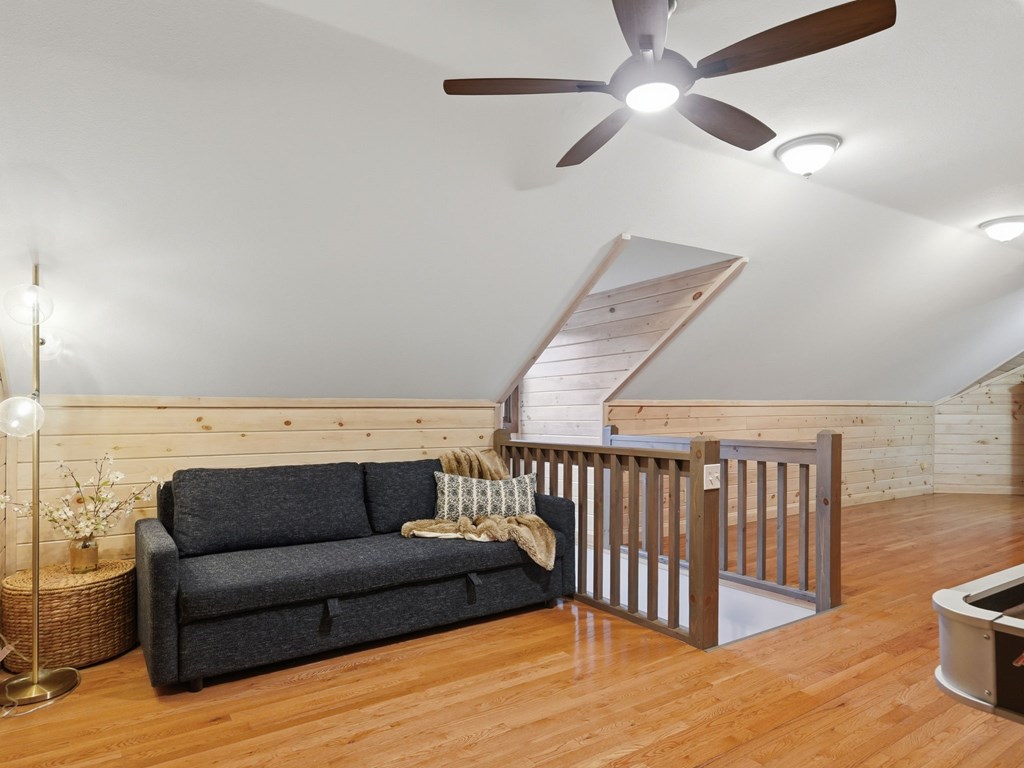 25 Walhala Trail Blue Ridge, GA 30513 - Photo 38 of 55 Sleeping sofa