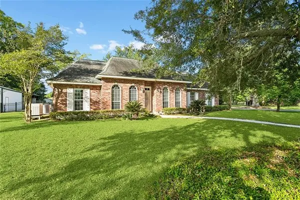 $379,000 | 2244 America Street, Mandeville, LA 70448