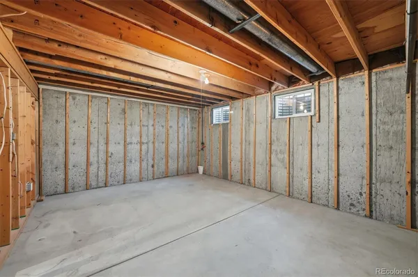 a view of a garage
