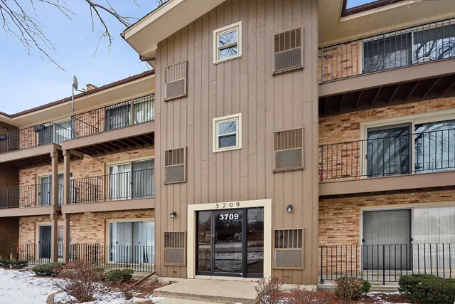 $119,999 | 3709 West 119th Street, Unit 112, Alsip, IL 60803