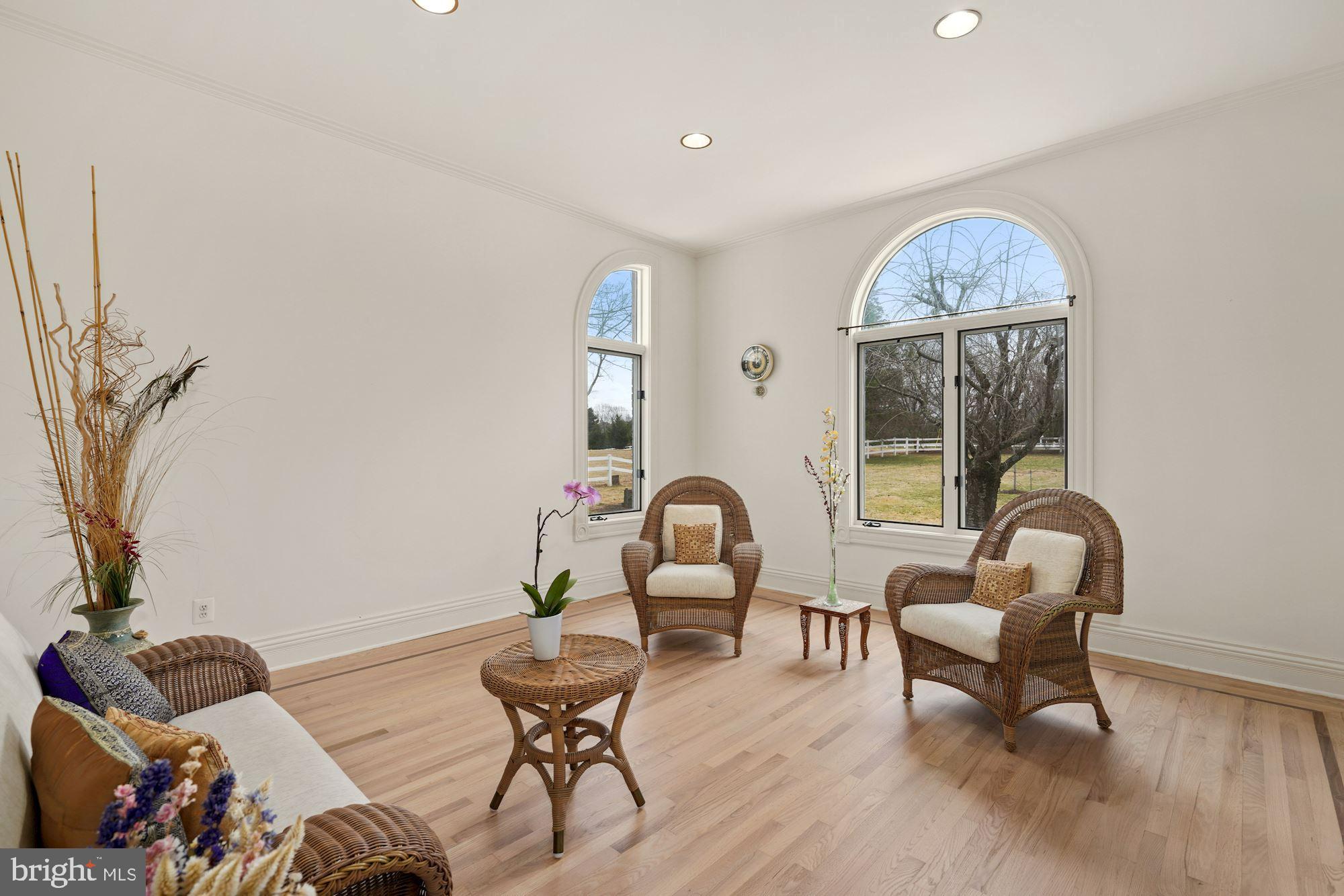 11505 Glen Road Potomac, MD 20854 - Photo 11 of 66 Quiet and quaint for your morning coffee