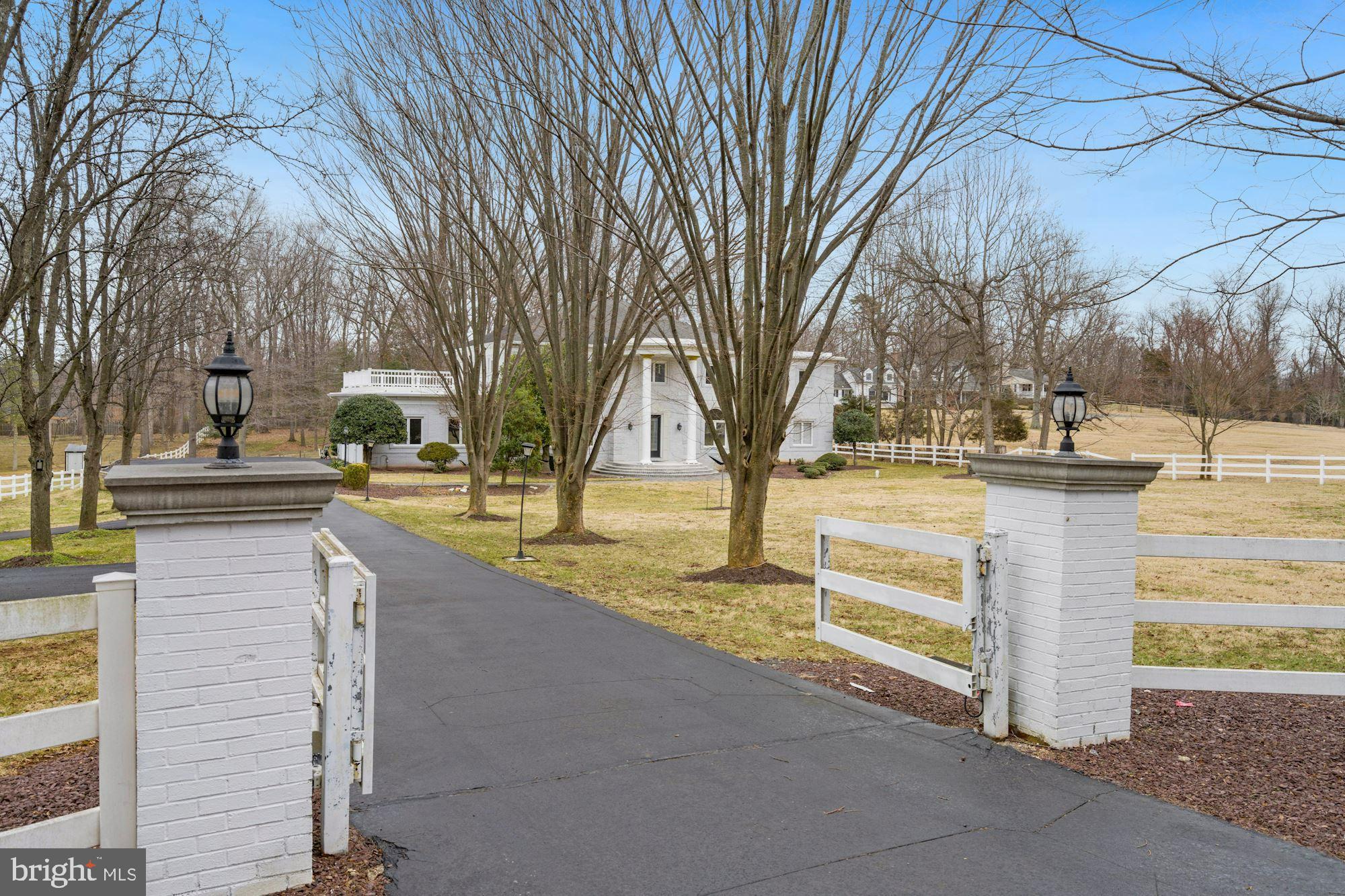 11505 Glen Road Potomac, MD 20854 - Photo 3 of 66 Driveway can be set up w/ a security code