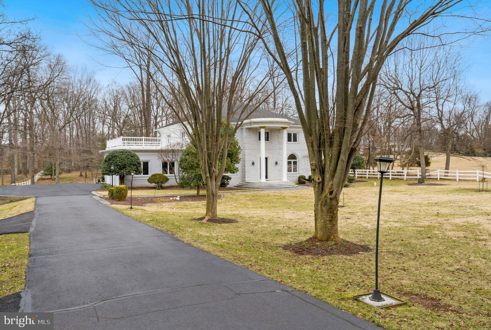 11505 Glen Road Potomac, MD 20854 - Photo 4 of 66 Long driveway creates privacy from the road