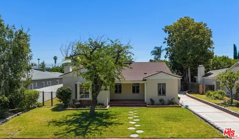 $1,549,000 | Undisclosed Address, Sherman Oaks, CA 91423