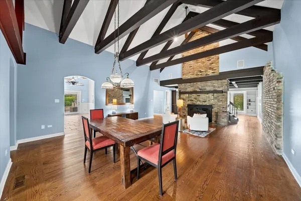 $1,100,000 | 685 Golf Club Lane, Frankfort, IL 60423
