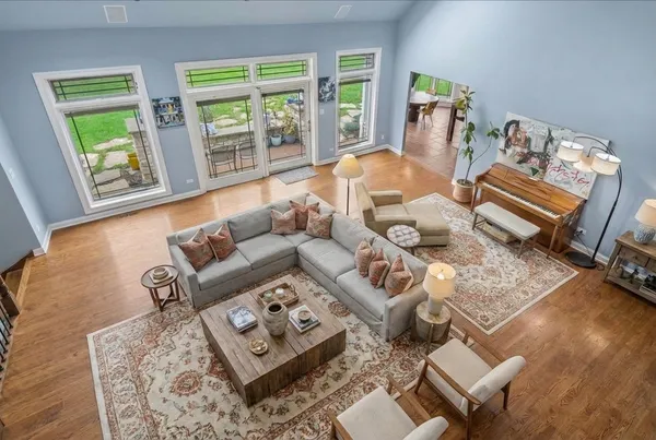 $1,100,000 | 685 Golf Club Lane, Frankfort, IL 60423