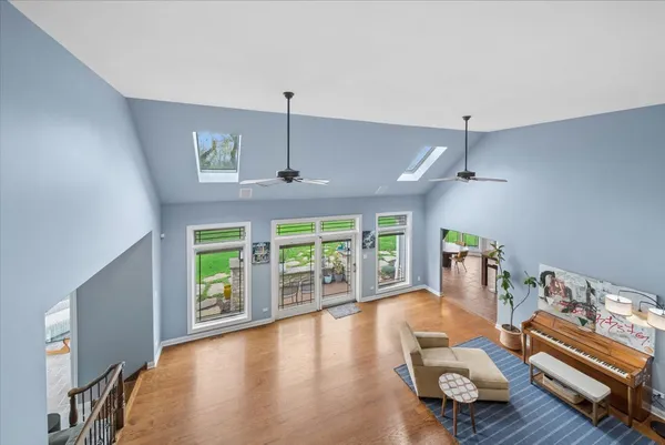 $1,100,000 | 685 Golf Club Lane, Frankfort, IL 60423