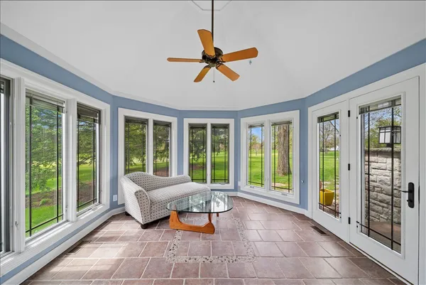 $1,100,000 | 685 Golf Club Lane, Frankfort, IL 60423