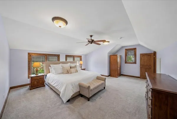 $1,100,000 | 685 Golf Club Lane, Frankfort, IL 60423