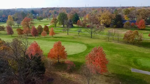 $1,100,000 | 685 Golf Club Lane, Frankfort, IL 60423