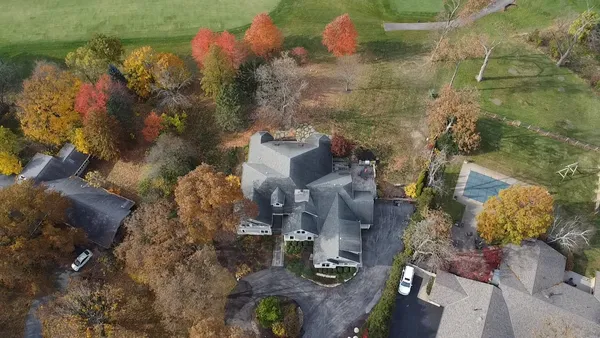 $1,100,000 | 685 Golf Club Lane, Frankfort, IL 60423