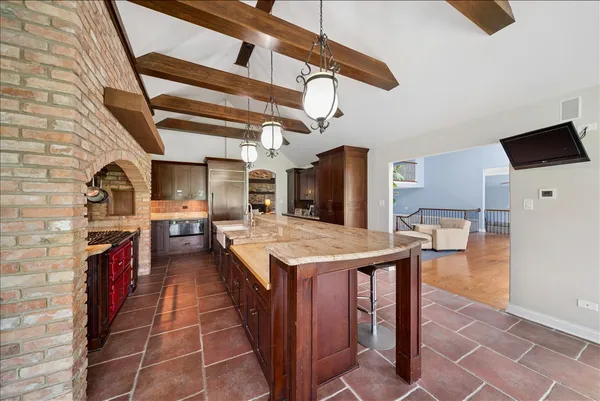 $1,100,000 | 685 Golf Club Lane, Frankfort, IL 60423