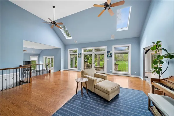 $1,100,000 | 685 Golf Club Lane, Frankfort, IL 60423