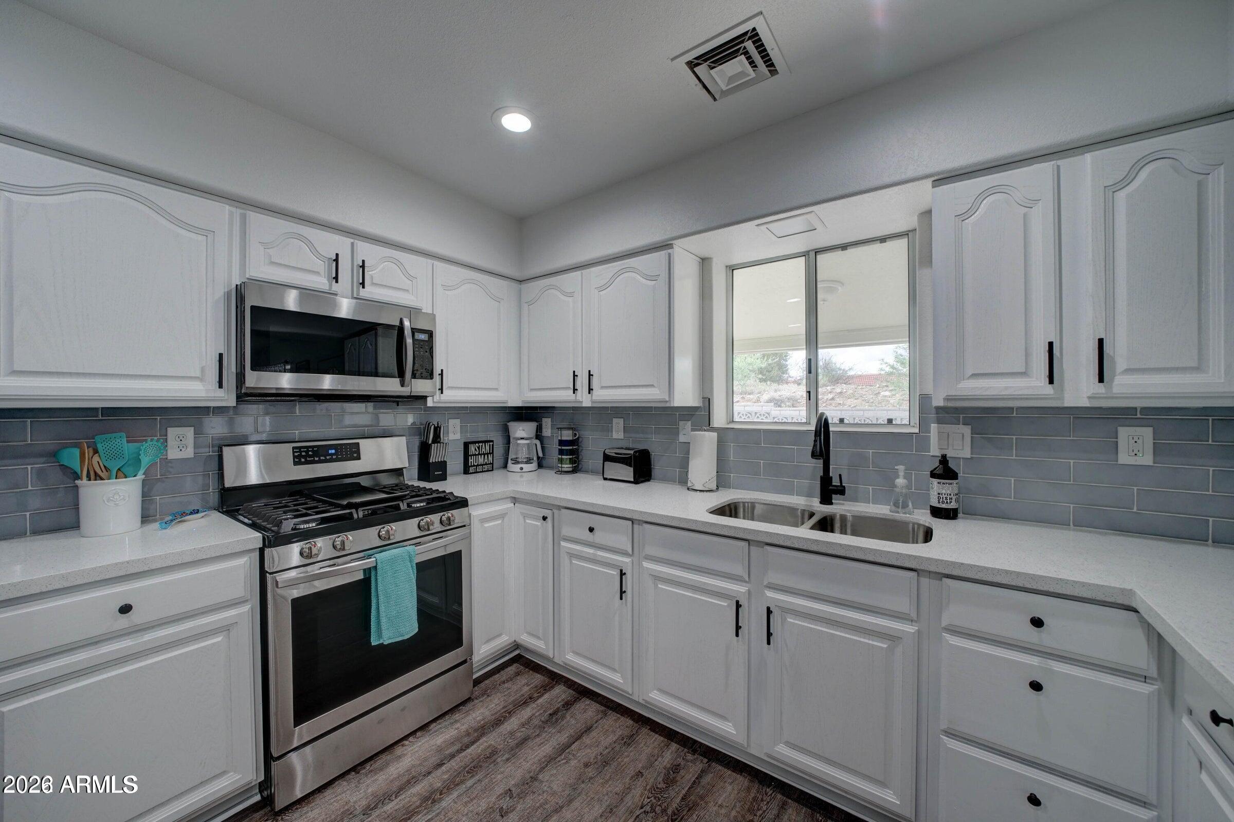 477 Baseline Spur Globe, AZ 85501 - Photo 13 of 51 477 W BASELINE SPUR, Globe, AZ 85501
