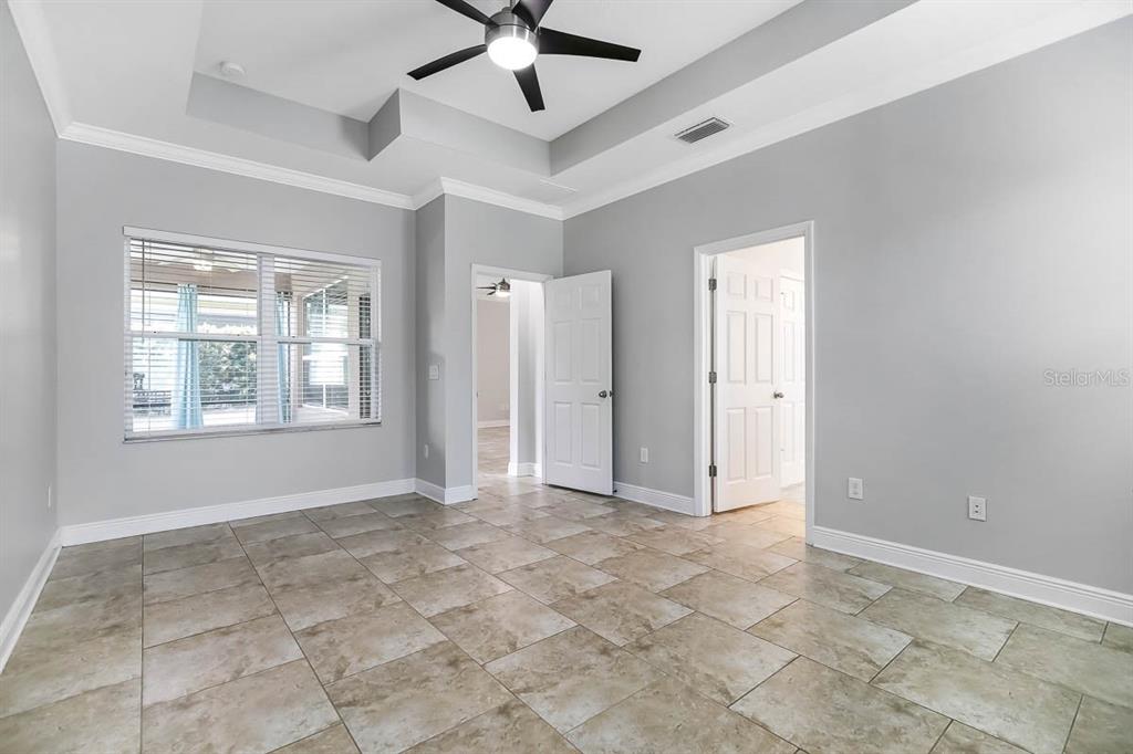 5310 Match Point Place Lithia, FL 33547 - Photo 12 of 33 a view of an empty room with a window