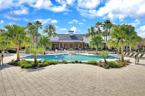 $2,900 | 5310 Match Point Place, Lithia, FL 33547
