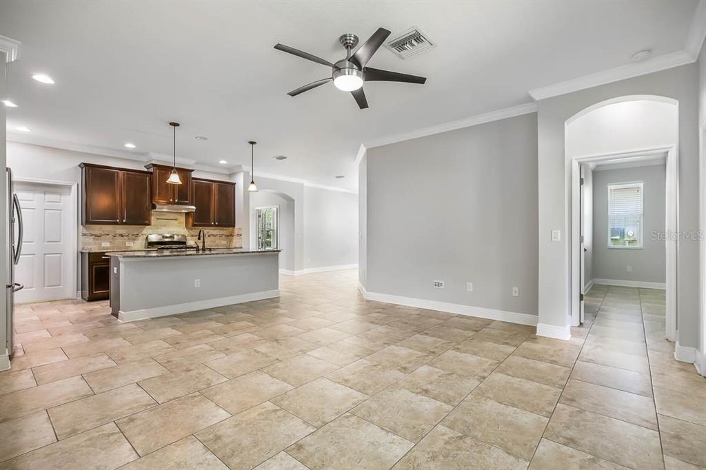5310 Match Point Place Lithia, FL 33547 - Photo 10 of 33 a view of kitchen with microwave and refrigerator