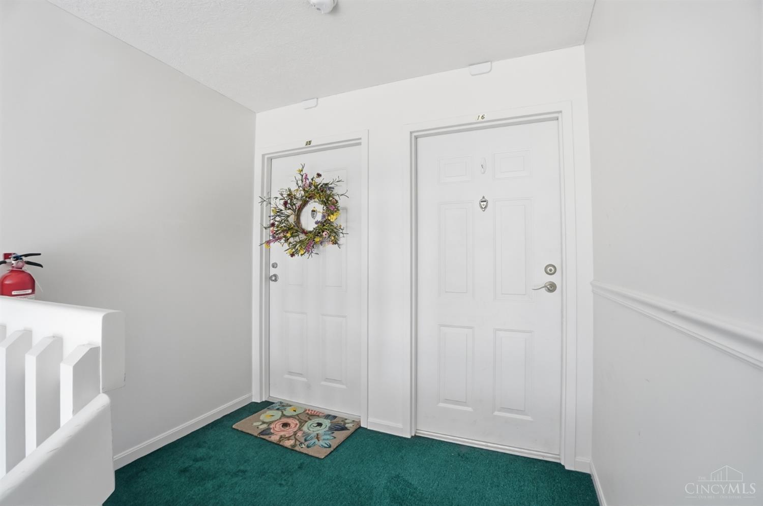 3675 West Galbraith Road, Unit 16 Cincinnati, OH 45247 - Photo 4 of 50