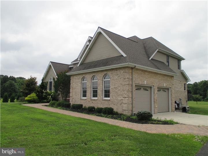 127 Fort Mott Road Pennsville, NJ 08070 - Photo 2 of 25 Exterior Side
