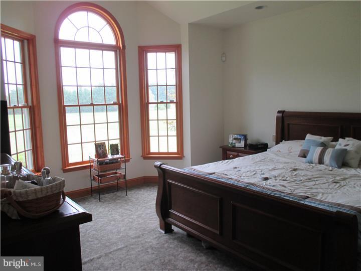 127 Fort Mott Road Pennsville, NJ 08070 - Photo 12 of 25 Bedroom - Main