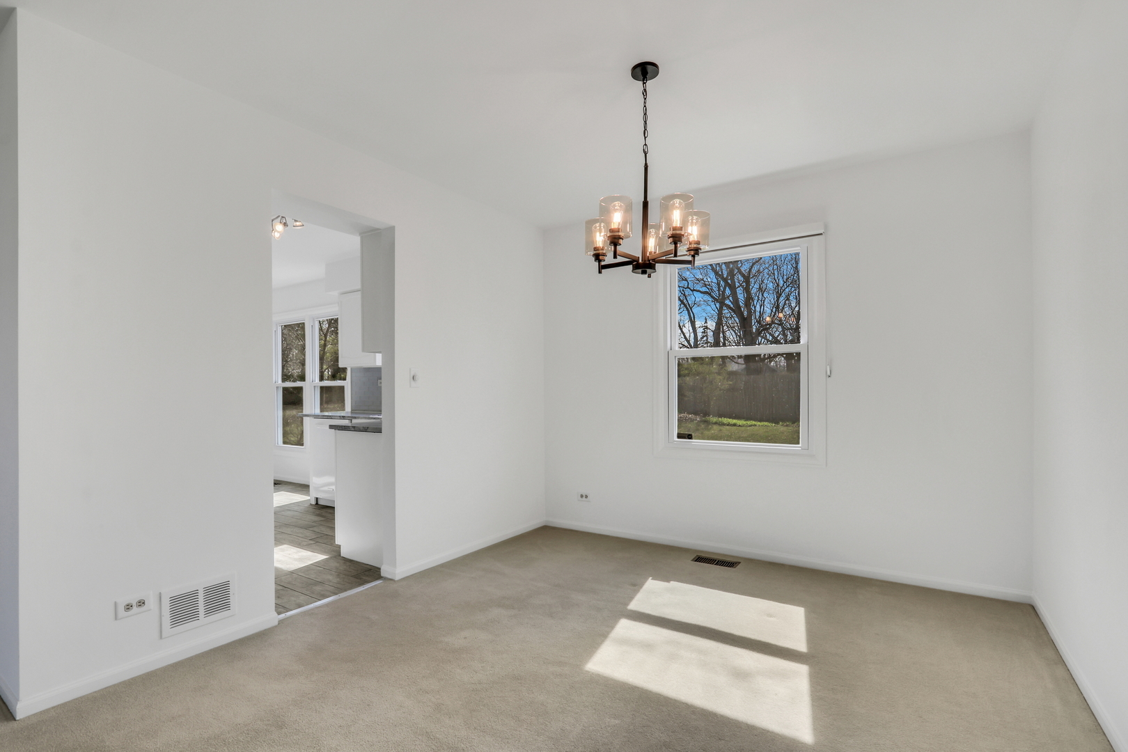 1346 Deer Run Road Gurnee, IL 60031 - Photo 4 of 36 a view of a room with windows