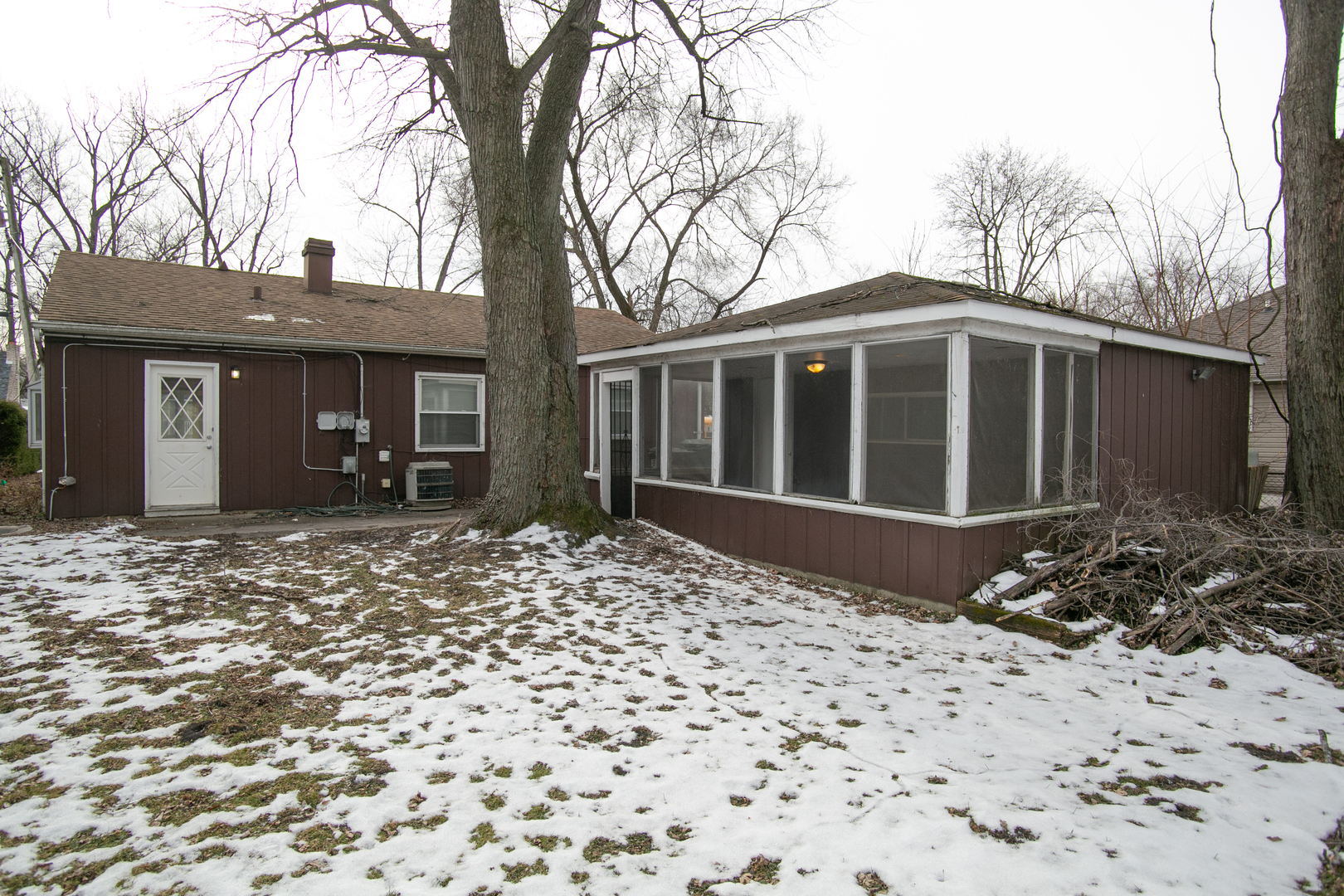 1348 Hickory Road Homewood, IL 60430 - Photo 4 of 19