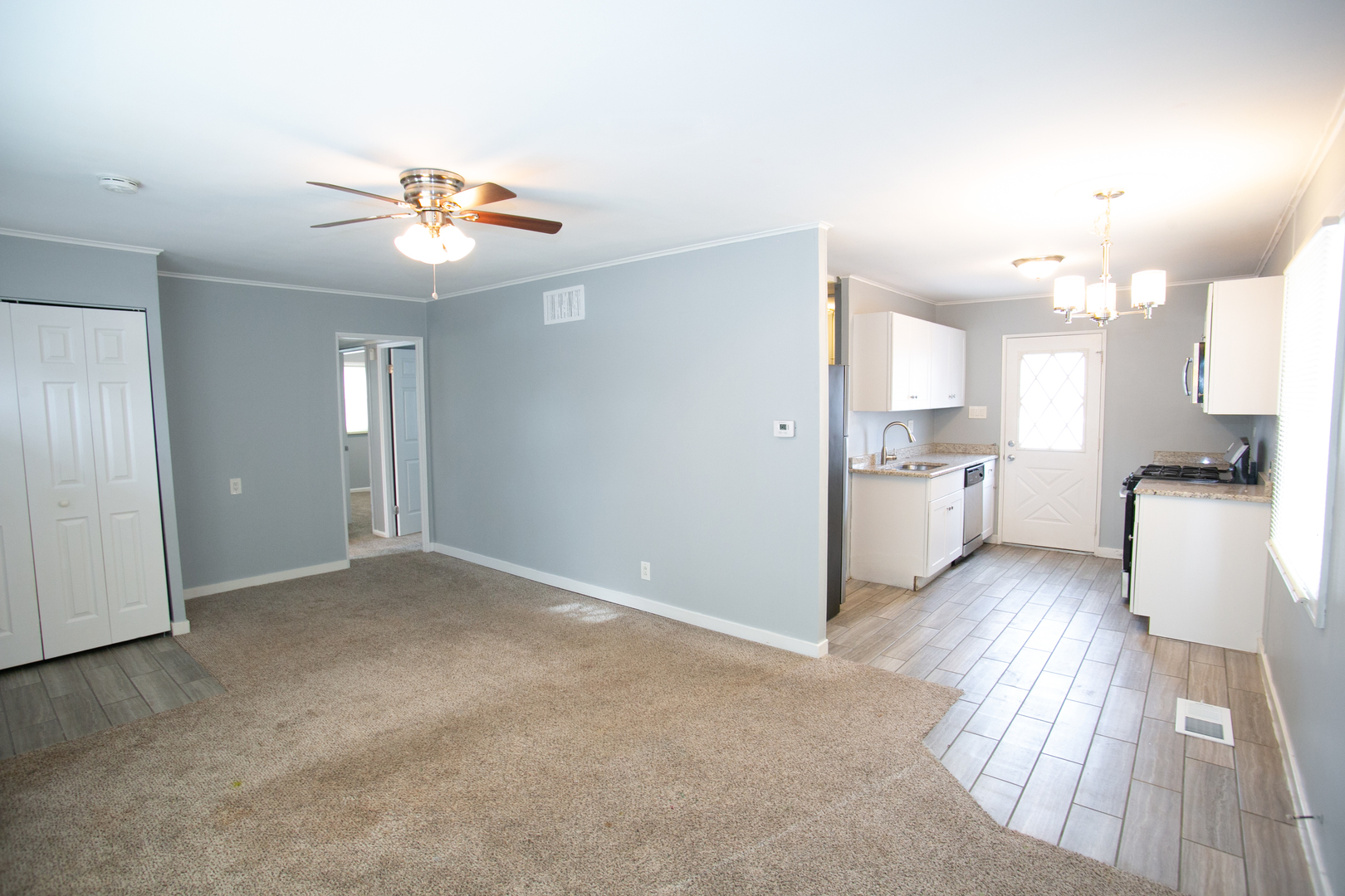 1348 Hickory Road Homewood, IL 60430 - Photo 7 of 19
