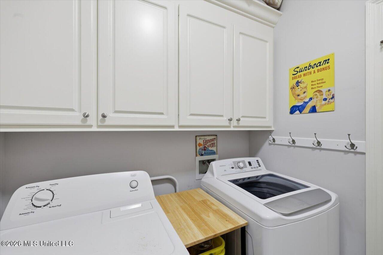 208 Buttonwood Lane Canton, MS 39046 - Photo 18 of 35 18-208 Buttonwood Way _ Home Tours MS