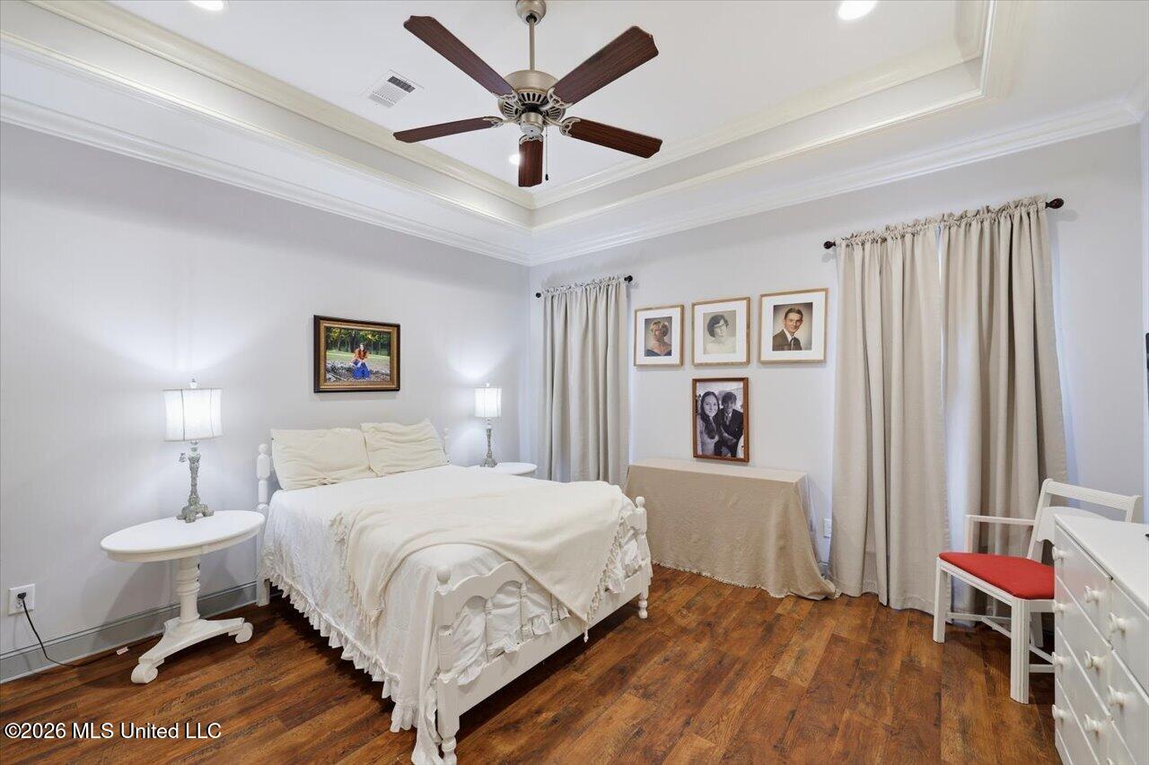 208 Buttonwood Lane Canton, MS 39046 - Photo 20 of 35 20-208 Buttonwood Way _ Home Tours MS