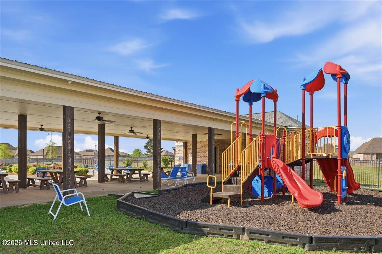 208 Buttonwood Lane Canton, MS 39046 - Photo 35 of 35 36-208 Buttonwood Way _ Home Tours MS