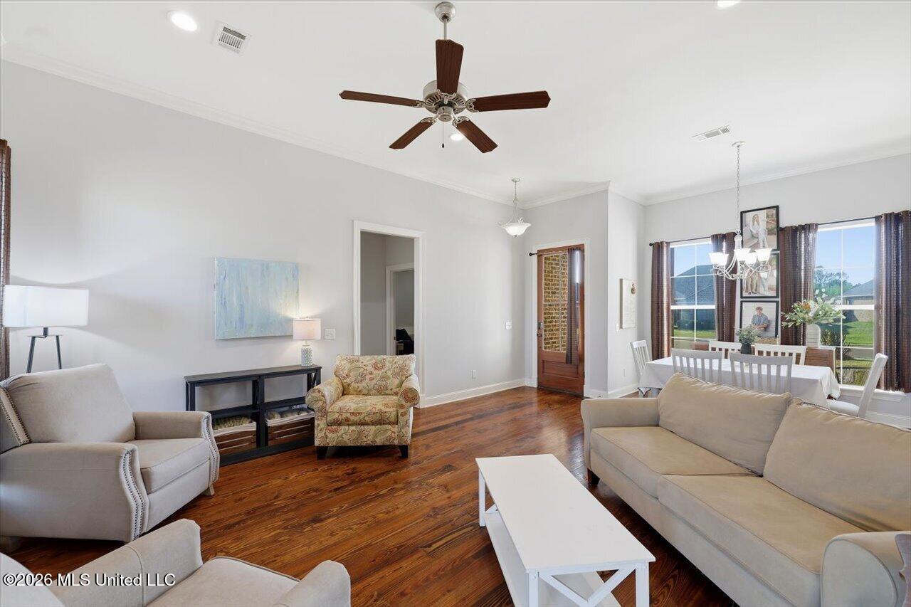 208 Buttonwood Lane Canton, MS 39046 - Photo 6 of 35 08-208 Buttonwood Way _ Home Tours MS