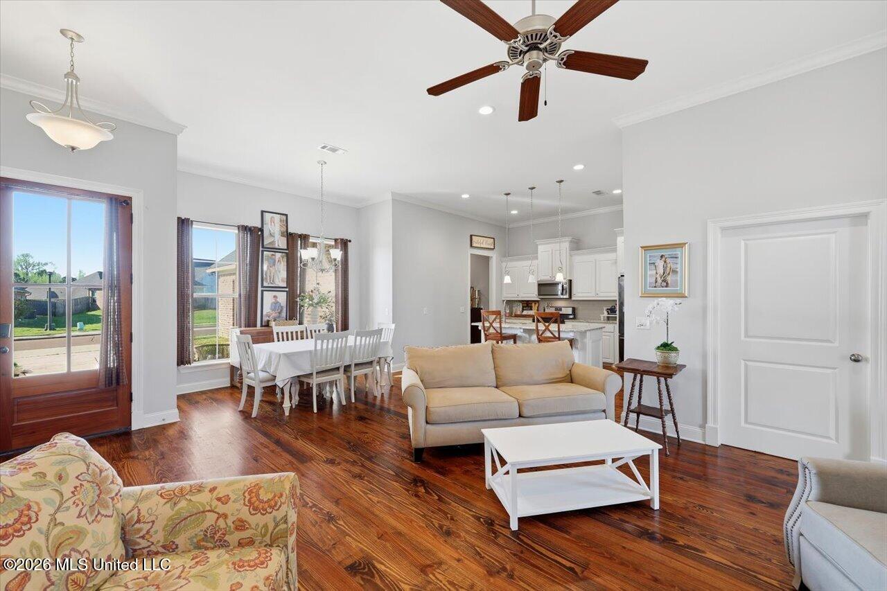 208 Buttonwood Lane Canton, MS 39046 - Photo 7 of 35 09-208 Buttonwood Way _ Home Tours MS