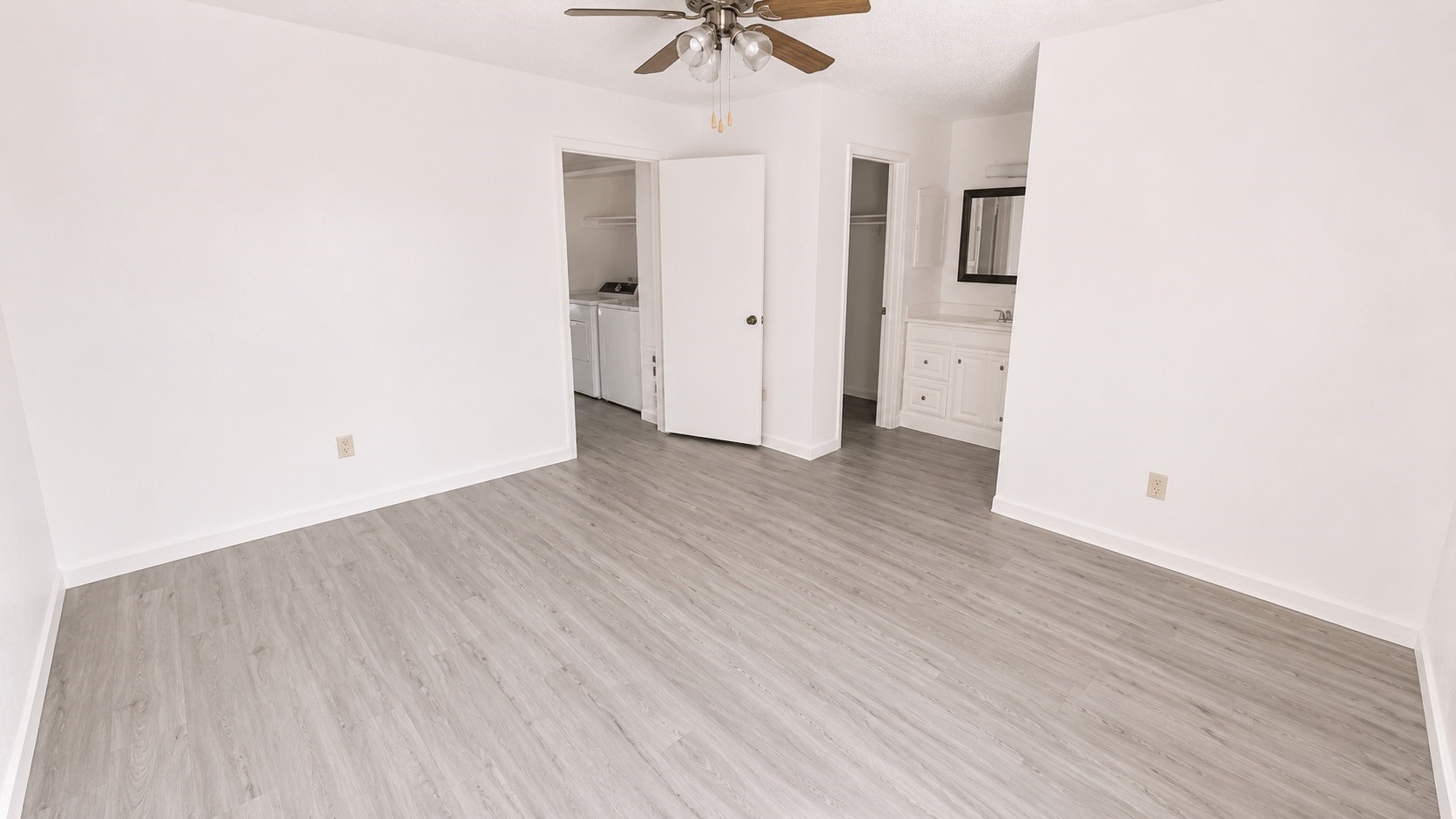 11685 Alief Clodine Road, Unit 10 Houston, TX 77072 - Photo 15 of 33