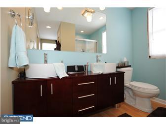 4580 Steuben Road Bethlehem, PA 18020 - Photo 8 of 12 Bathroom