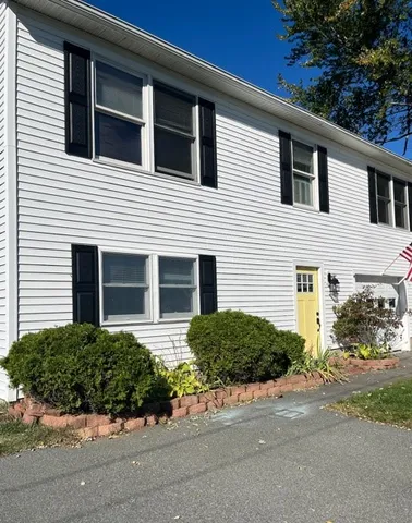 $4,000 | 17 Metacomet Street, Portsmouth, RI 02871