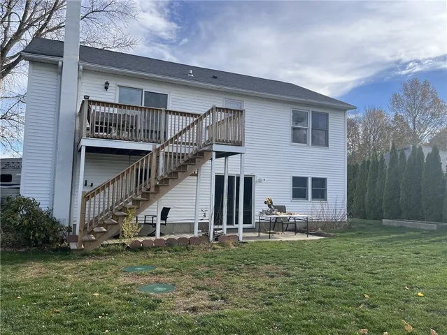 $4,000 | 17 Metacomet Street, Portsmouth, RI 02871