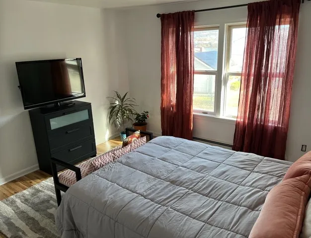 $4,000 | 17 Metacomet Street, Portsmouth, RI 02871