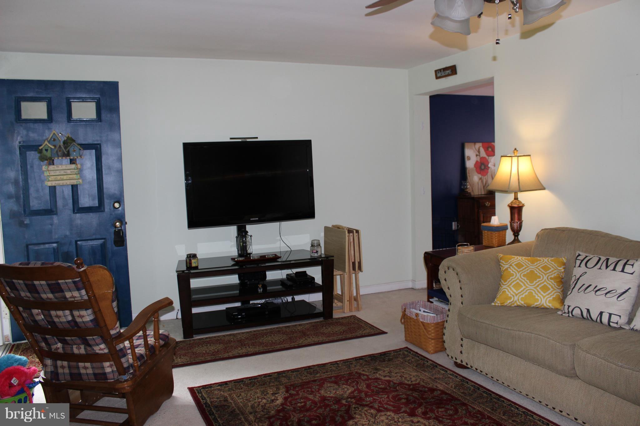 132 Darden Road Chestertown, MD 21620 - Photo 4 of 12 Living Room