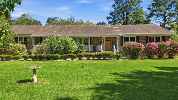 $1,800,000 | 11091 Highway 707, Murrells Inlet, SC 29576