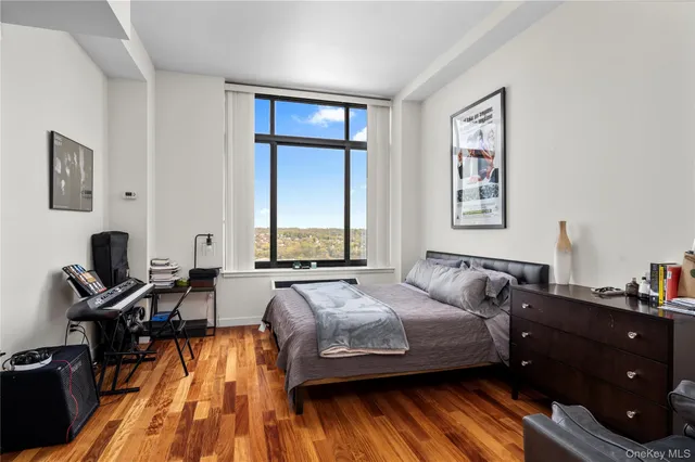 $835,000 | 10 City Place, Unit 22G, White Plains, NY 10601